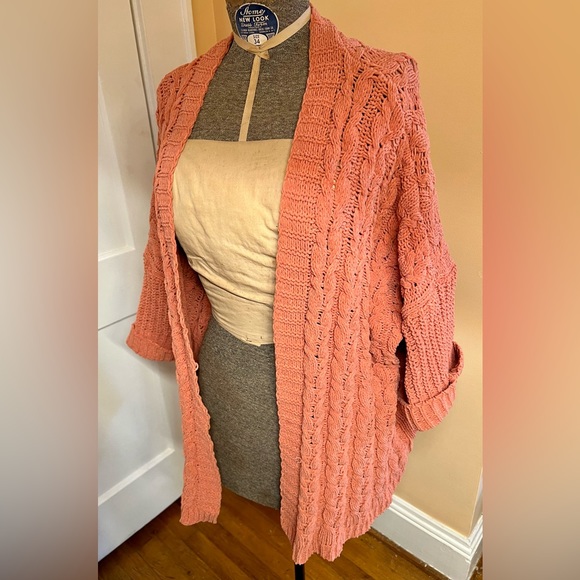 Apricot Colored Chunky Knit Umgee Shrug Sweater - Picture 3 of 5